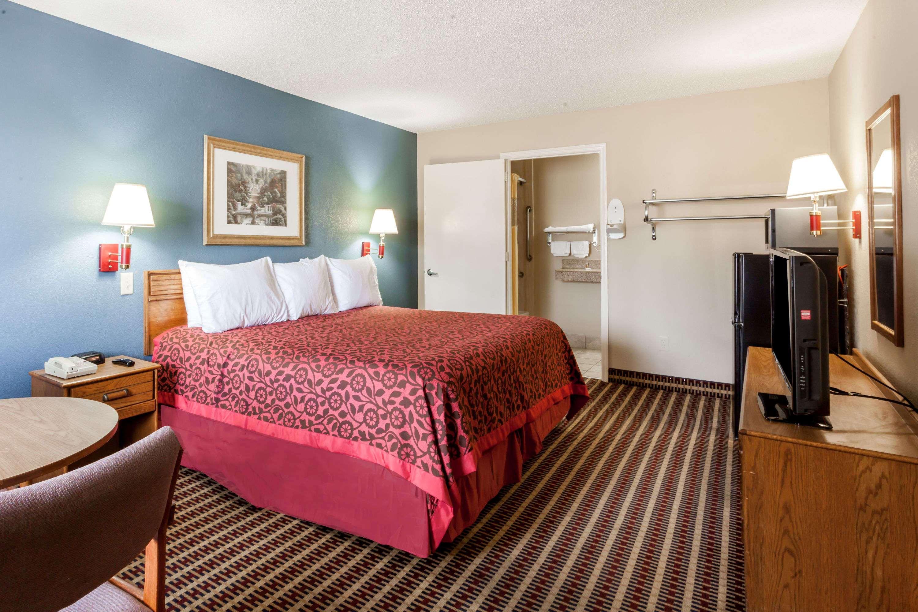 Days Inn By Wyndham Nashville N Opryland/Grand Ole Opry Exterior foto