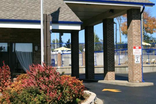 Days Inn By Wyndham Nashville N Opryland/Grand Ole Opry Exterior foto