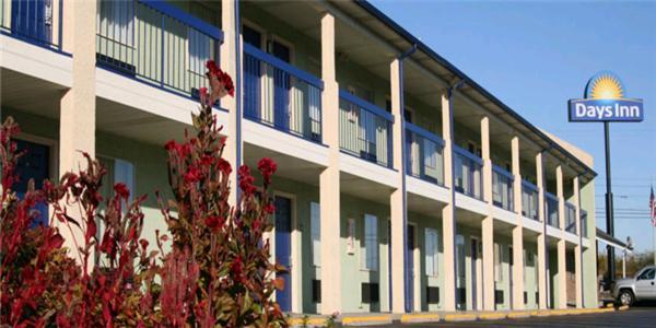 Days Inn By Wyndham Nashville N Opryland/Grand Ole Opry Exterior foto